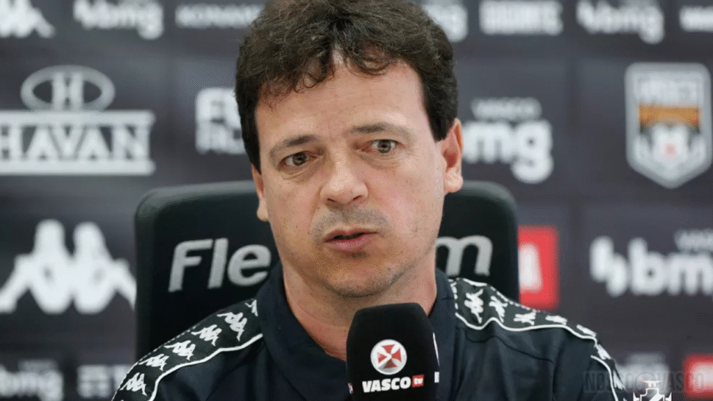 Fernando Diniz durante entrevista em 2021 - Foto: Rafael Ribeiro / Vasco